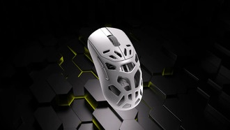 Corsair представила углеродное волокно и магниевый сплав в новых версиях игровой мыши Sabre V2 Pro