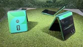 Motorola представила уникальный складной смартфон moto razr FIFA World Cup 2026 Edition