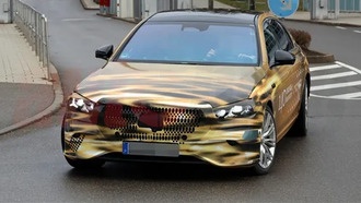 Обновлённый Mercedes-Benz S-класс: более половины компонентов переработаны, новый V8 и умная камера