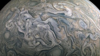 Новая модель атмосферы Юпитера показала, что в ней в 1,5 раза больше кислорода, чем на Солнце