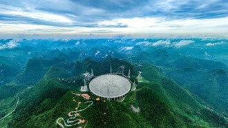 Китайский радиотелескоп FAST раскрыл происхождение загадочных космических вспышек