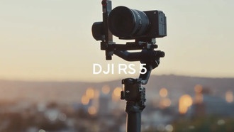 DJI представила стабилизатор RS 5 с сенсорным экраном и улучшенным интеллектуальным трекингом
