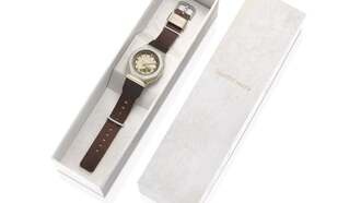 Casio представила G-Shock в коллаборации с beautiful people с металлическим безелем и ремешком под кожу