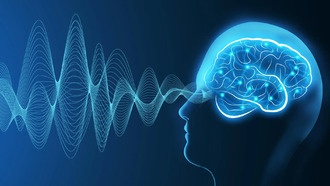 ЭЭГ-шапки и ИИ помогут парализованным пациентам двигаться без операции