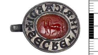 В Великобритании нашли средневековую печать с римской геммой и надписью «Секрет Ричарда»