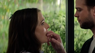 Netflix представил трейлер эротического триллера «Владимир» с Рэйчел Вайс