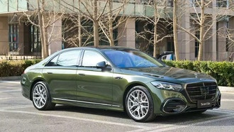 Канцлер Германии испытал новый Mercedes-Benz S-класс и впечатлился китайской системой автономного вождения