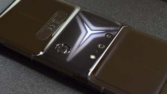 Новый игровой смартфон Lenovo Legion попал на фото