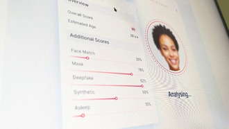 Великобритания объяснила, что значит «высокоэффективная» проверка возраста в интернете