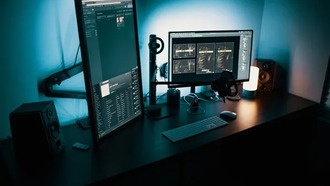 Безумие! Все комплектующие для ПК подорожали: память, процессоры, жёсткие диски... Даже пластик для печатных плат