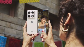 Motorola Razr Fold: детали предзаказа первого книжного складного смартфона компании