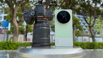 Vivo X300 Ultra против Sony A7 III: сравнение камер смартфона и полнокадровой камеры