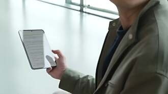 Oppo Pad Mini показали на тизере: необычно тонкие рамки и симметричный дизайн