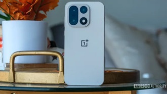 OnePlus 16 получит дисплей 6,78 дюйма с частотой 240 Гц и процессор Snapdragon 8 Elite Gen6 Pro