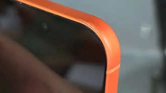 iPhone 17 Pro Max алюминиевый корпус оказался слишком хрупким: царапины и вмятины появляются даже в чехле