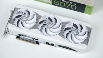 Обзор Galax RTX 5070 星曜 LUNA OC: белый минимализм с зеркальной задней панелью