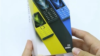Ностальгия по нулевым: представлен Nokia 200 4G со съемным аккумулятором и классической музыкой