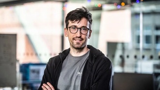 Бывшие исследователи DeepMind применили ИИ для покера к торговле на бирже и оценили стартап в $500 млн